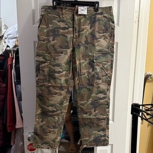 AE Men's Camouflage Cargo Pants